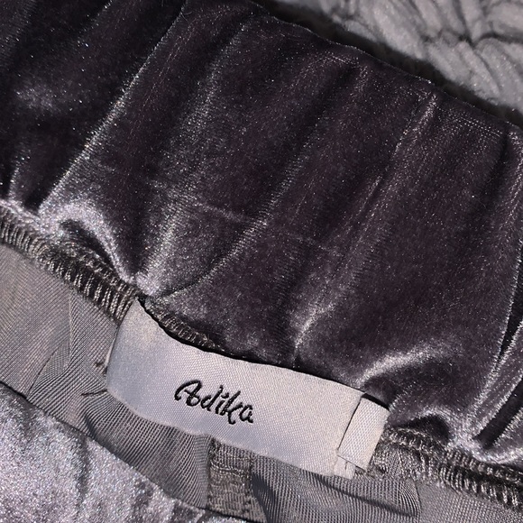 ADIKA sweatpants velour - Picture 2 of 5